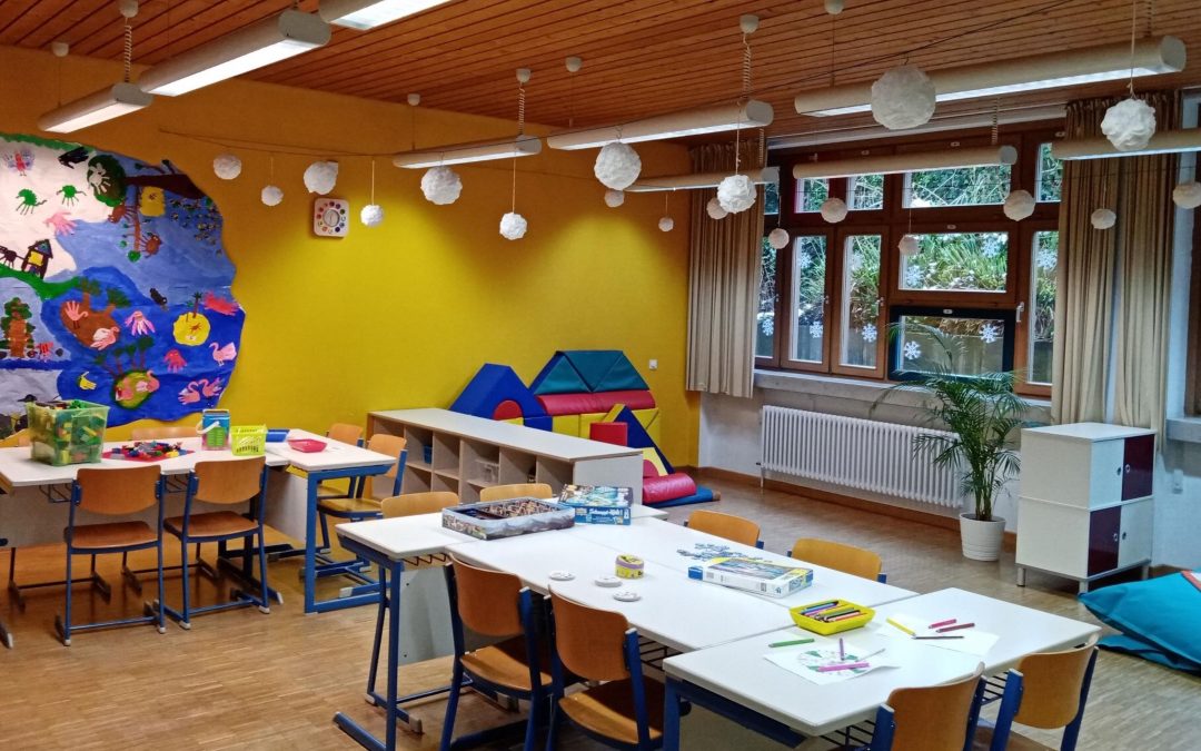 Blick in den Gruppenraum der Mittagsbetreuung Silva Grundschule Kirchheim.